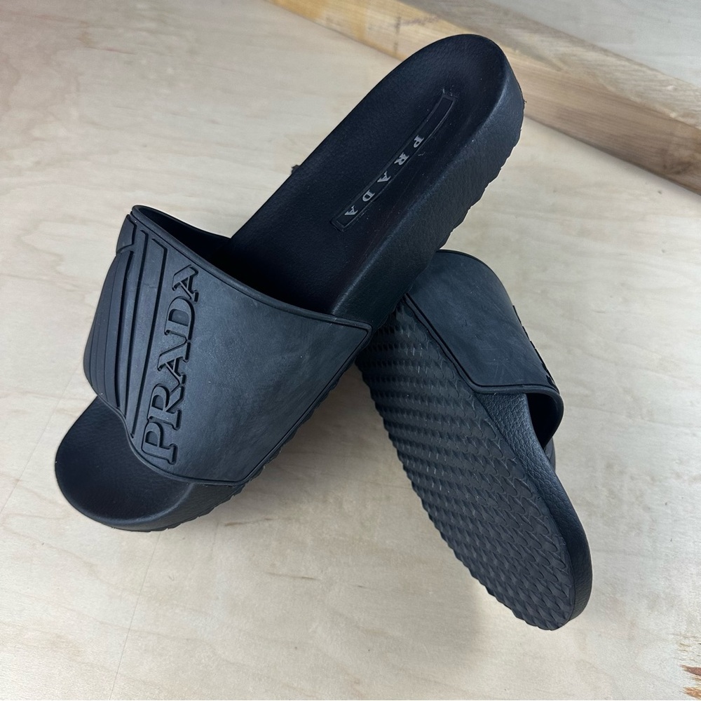 Prada slides